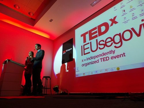 Ana Martinez y Eric Cuecas durante la apertura del evento