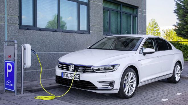 Nuevo Passat GTE, avanzada apuesta eléctrica de Volkswagen