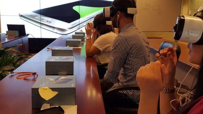 Samsung incluye la realidad virtual en sus sesiones de formación para Galaxy S6 edge+