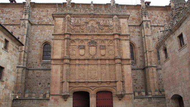 La Universidad de Salamanca elimina su deuda histórica