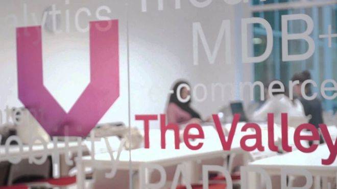 The Valley Digital Business School llega a las Islas Canarias