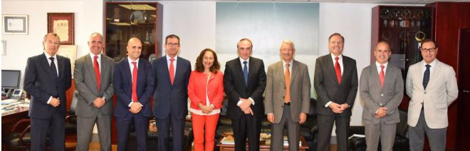 Convenio entre la UNED y el Banco Santander para la excelencia académica e investigadora