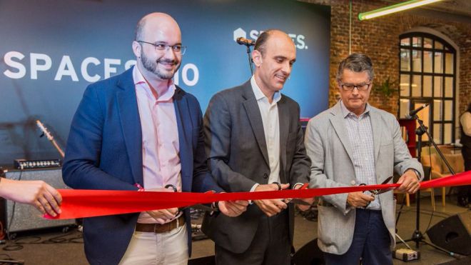 Spaces inaugura su primer centro en España con el apoyo del Ayuntamiento de Madrid y de CEAJE