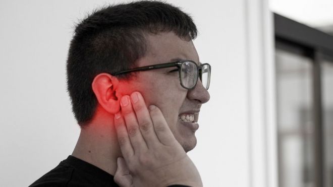 Acúfenos: identifican por primera vez los genes asociados a los ruidos en los oídos