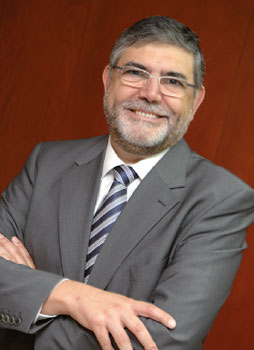 Alfonso Cebrián, director de CEDEU