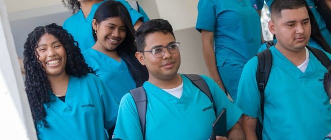 Estudiantes de Enfermería inician su formación con vocación y empatía