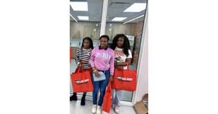 1-800-ASK-GARY® celebra las fiestas con adolescentes en Broward County