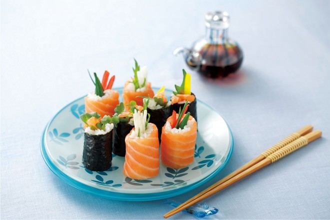 El sushi de salmón celebra su Día Mundial el 18 de junio
