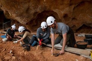 Más de 120 investigadores del IPHES-CERCA y la URV se suman a la excavación en Atapuerca