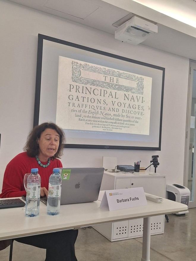Barbara Fuchs analiza traducción e imperialismo en charla universitaria