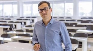 Joaquín Navajas recibe reconocimiento por su impacto en políticas públicas