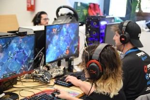 Más de 200 entusiastas participan en la Teleco LAN Party 16 en Cartagena