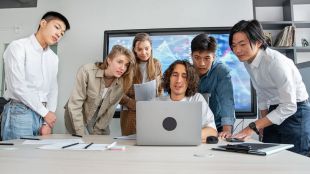 El mercado laboral que viene: cómo será trabajar y formarse entre 2026 y 2030