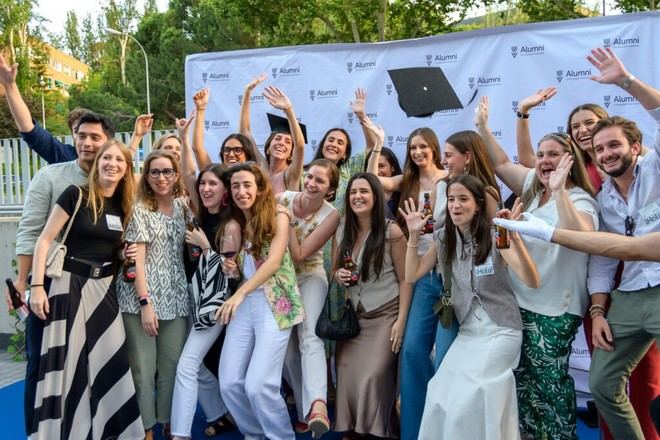 Encuentro Alumni 2025: Un regreso emotivo a la Universidad Villanueva