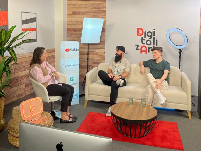 El crecimiento del 16% en influencers profesionales revela que este sector ya no es solo un juego de ‘likes’