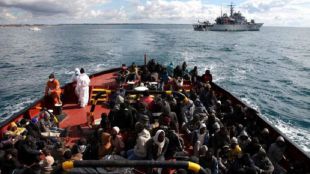 Un país europeo ofrece dinero a los refugiados para que se marchen con la condición de no regresar