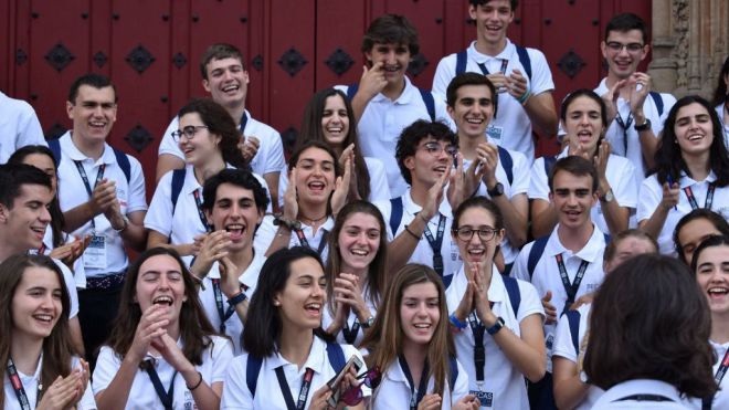 La UFV y Banco Santander eligen a los 50 estudiantes más brillantes de España
