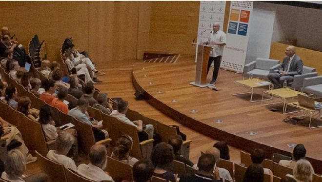 Expertos se reúnen en la UB para discutir el reconocimiento de la docencia universitaria