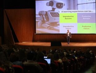 Más de 700 participantes en seminario sobre educación y inteligencia artificial