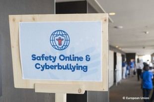 La Comisión Europea busca la opinión de jóvenes sobre el ciberacoso
