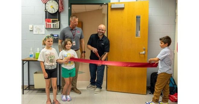 Inauguración del SmartLab en Sherburne-Earlville, un espacio innovador para el aprendizaje práctico en STEM