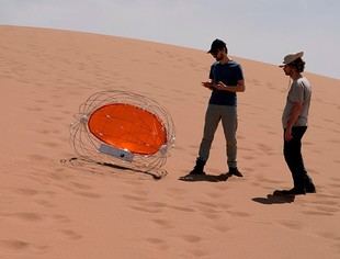 Prototipo sin ruedas alcanza 57 km/h en pruebas en Iquique