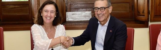 Creación de la Escuela de Práctica en Ciencias y Tecnologías Químicas y Físicas en Murcia