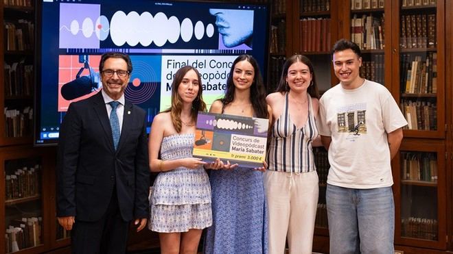 Més enllà del conte se alza como el ganador del Concurso de Videopódcast Maria Sabater