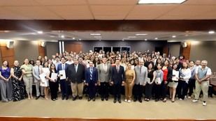 UACJ reconoce a 90 estudiantes por su excelencia académica nacional