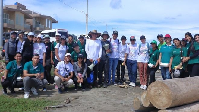 Universidad del Norte recolecta 4.5 toneladas de residuos en playa