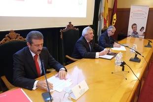 Beca Santander de prácticas remuneradas en Pymes para 351 universitarios gallegos