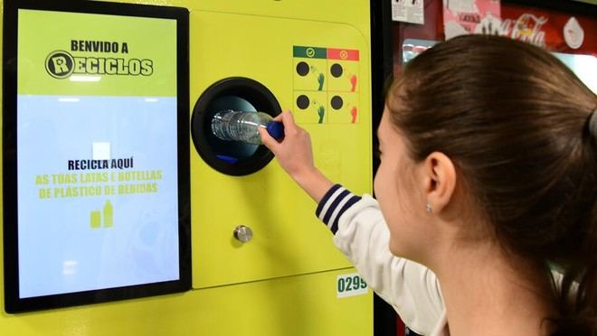La USC recicla casi 30.000 envases con el programa Reciclos