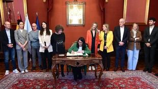 Rosa Crujeiras refuerza la cooperación institucional en la USC