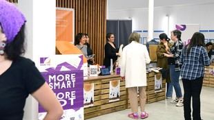 Feira de Emprendedoras en Compostela centrada en salud y bienestar