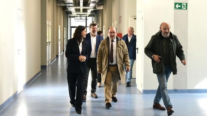 La USC traslada BioIncubaTech al Biopolo Sionlla para impulsar empresas biotecnológicas