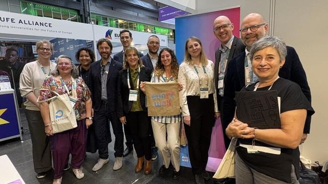 La USC participa en la feria de internacionalización de EAIE en Gotemburgo