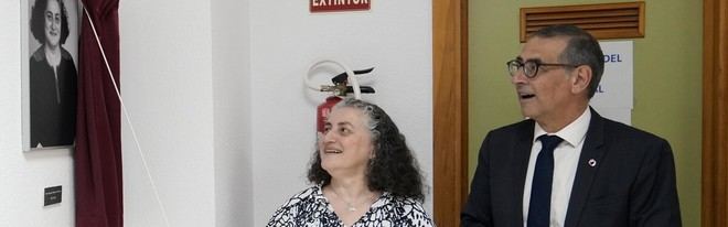 Begoña Alfageme se une a la Galería de Decanos de la Facultad de Educación de la UMU