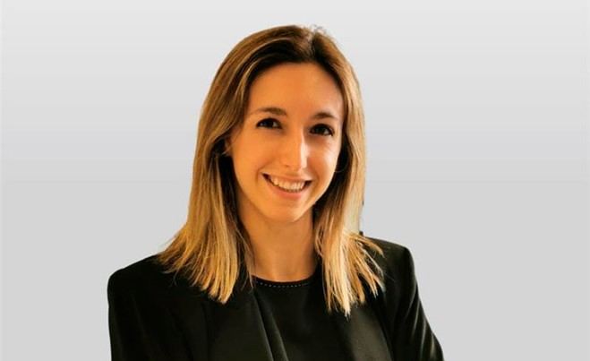 Victoria Roncal presenta tesis sobre polifarmacia en personas mayores