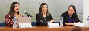 Académicas abordan desafíos de equidad y derechos de las mujeres