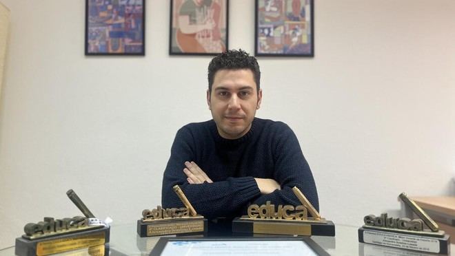 Alexandre Sotelino Losada recibe el XIV Premio Alecrín de Investigación 2025