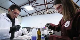 IPN desarrolla plástico que se disuelve y purifica agua contaminada