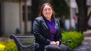 Egresada de Trabajo Social gana Premio Estatal de la Juventud por su labor ambiental