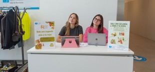 Estudiantes de UNEATLANTICO realizan un Mercado Sostenible para reciclar ropa
