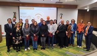 Coloquio DEIC aborda la investigación y comunicación con IA en Iberoamérica