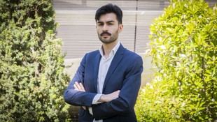 Andrés Pemau recibe el primer premio del II Certamen de Divulgación en Evaluación Psicológica de UDIMA