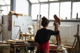 URJC lanza innovadores talleres de verano que fusionan arte, tecnología y compromiso social