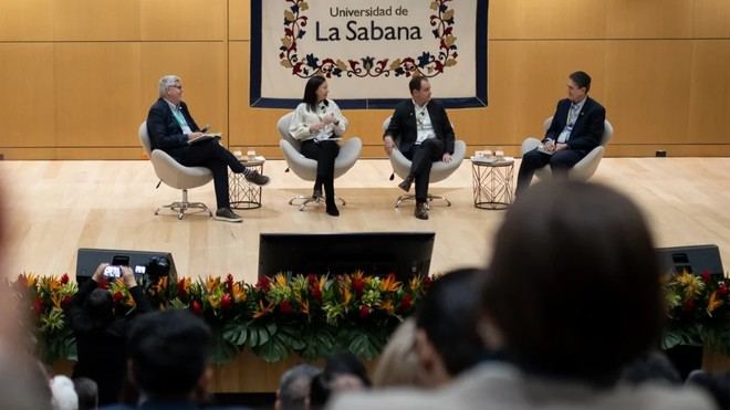 Educación continua, clave para enfrentar cambios tecnológicos y sociales