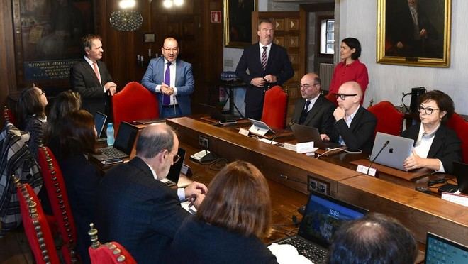 Encuentro bilateral de universidades de España y Portugal en Santiago