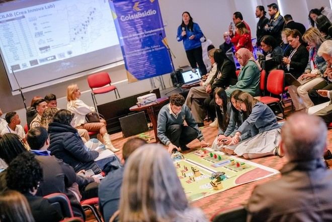 Más de 5.500 colegios en Colombia amplían su jornada escolar para mejorar la educación