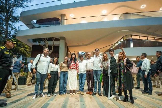 Gustavo Petro inaugura nuevo edificio del Instituto de Lenguas en la UIS
